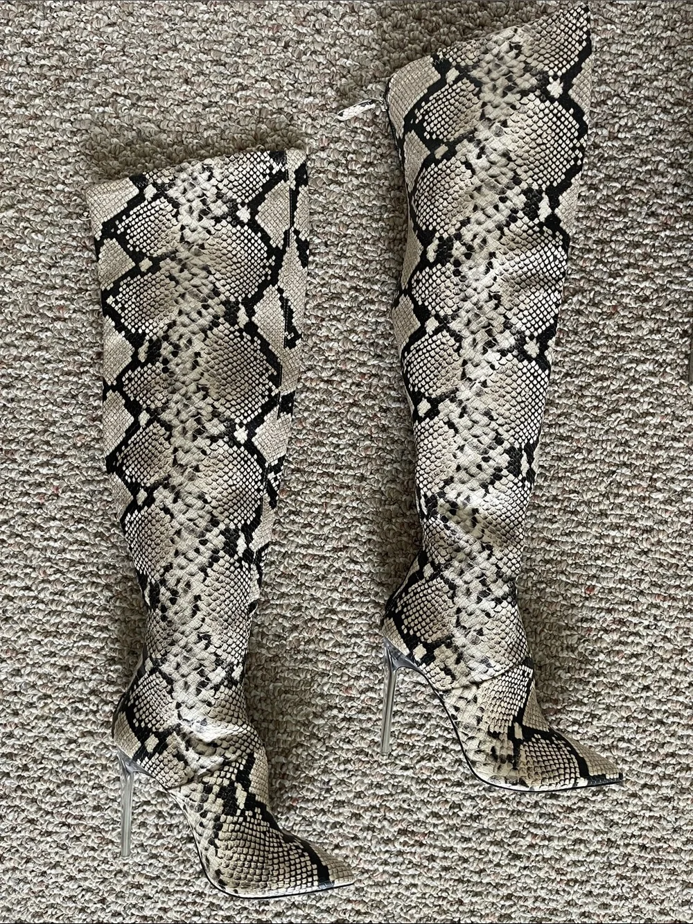 New Jennifer Lopez OTK Snake Print Knee-High Stiletto Boot - Black & Cream 6.5